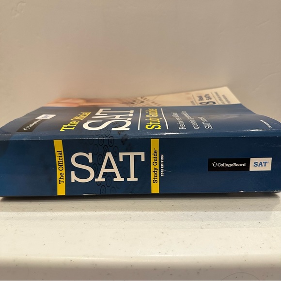 The Official Sat Study Guide Paperback 2018 Edition - Picture 3 of 7